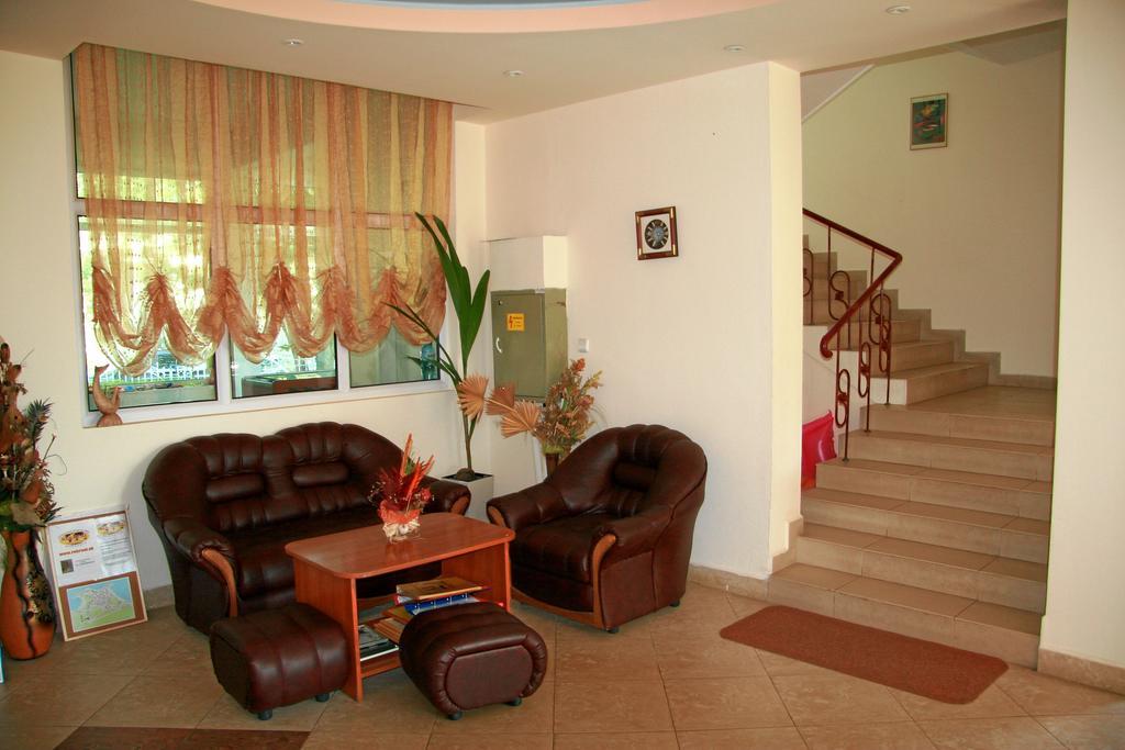 Hotel Lotos Kiten  Exterior photo