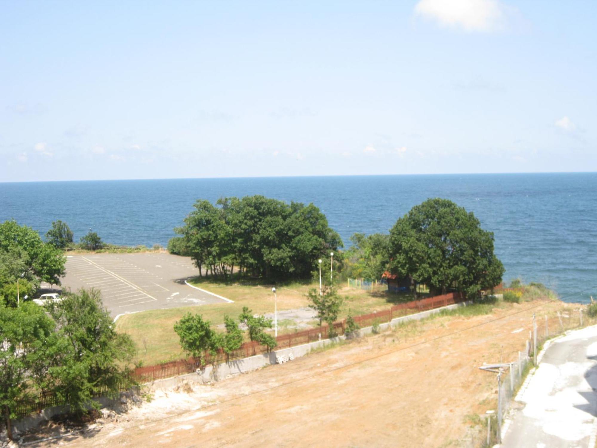 Hotel Lotos Kiten  Exterior photo