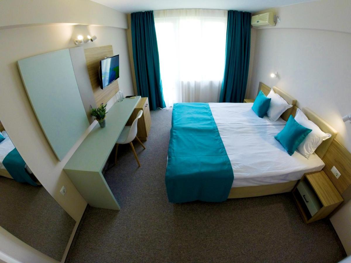 Hotel Lotos Kiten  Room photo